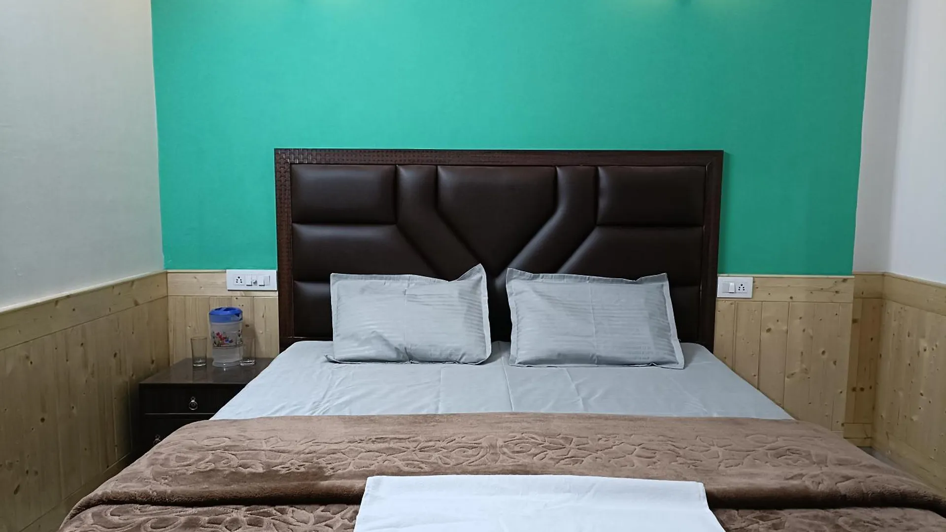 Thakur Homestay Shoghi Shimla
